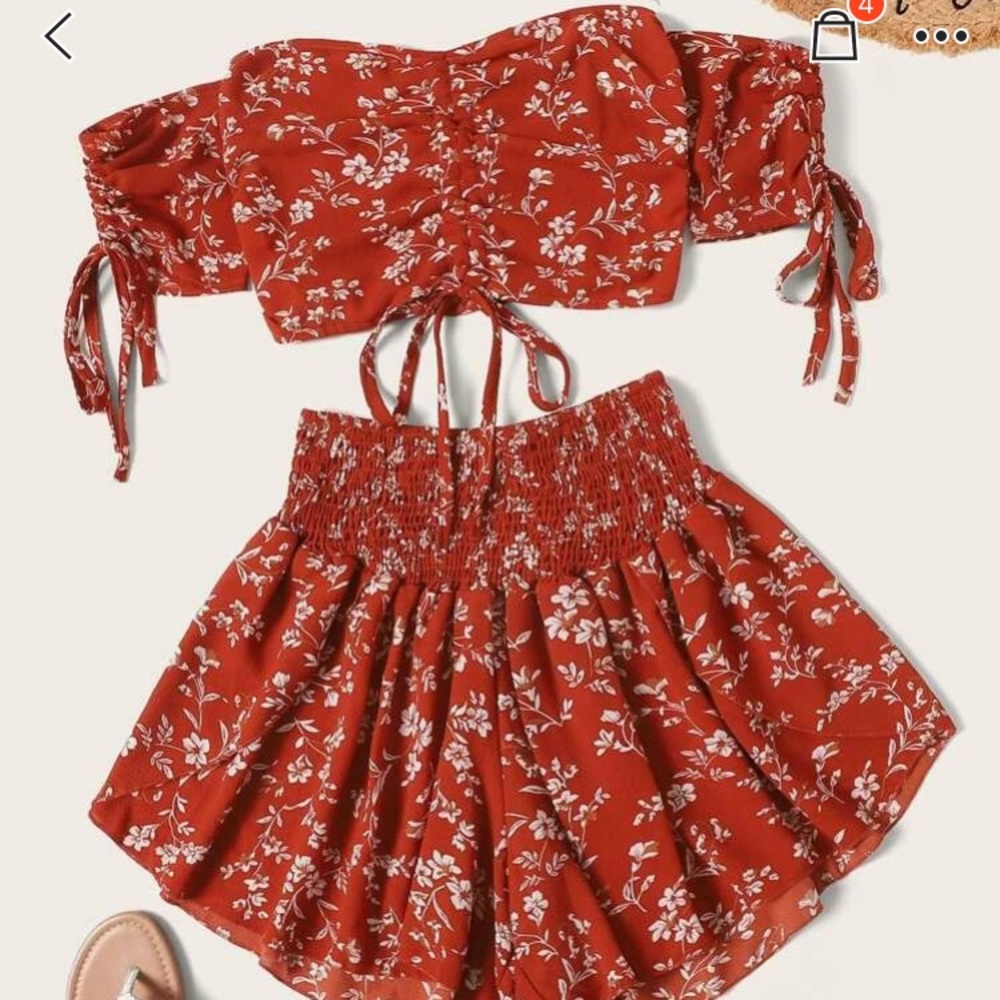 SHEIN Floral Two-Piece Set